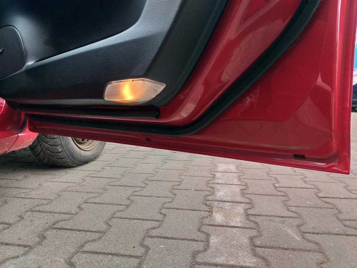 Mazda 6 GG GY original Tür vorn rechts Rot Rohbau Bj.2003